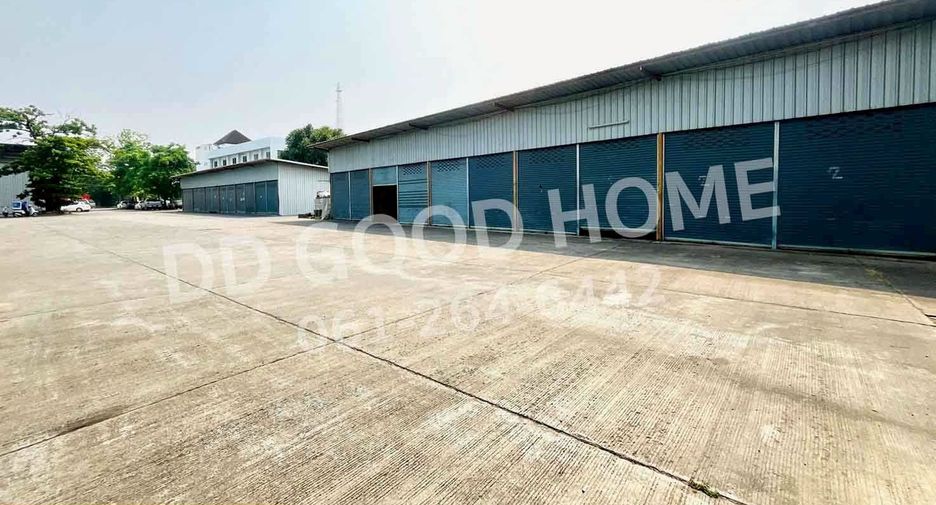 For rent 10 bedrooms warehouse in Mueang Chiang Mai, Chiang Mai