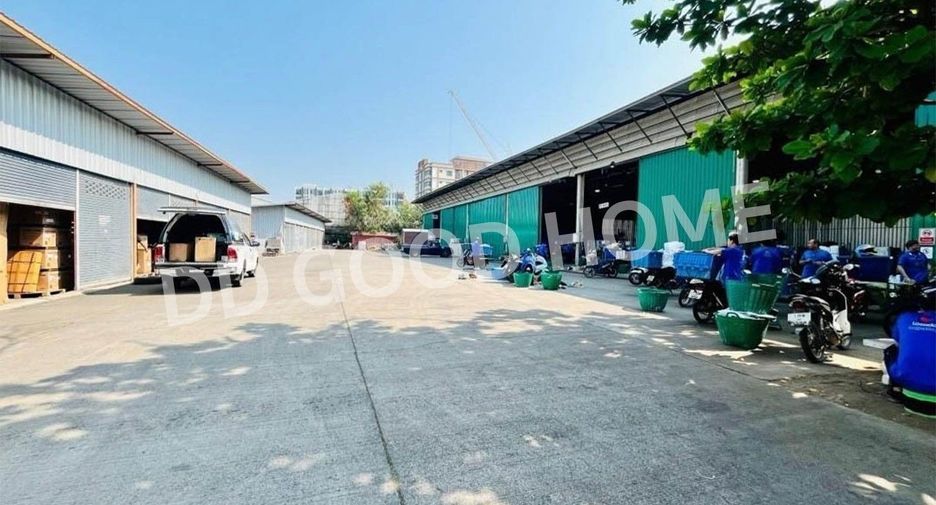 For rent 10 bedrooms warehouse in Mueang Chiang Mai, Chiang Mai