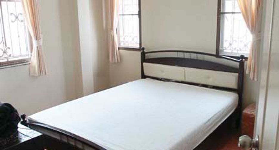 Продажа 4 спальни дом в Mueang Nonthaburi, Нонтабури