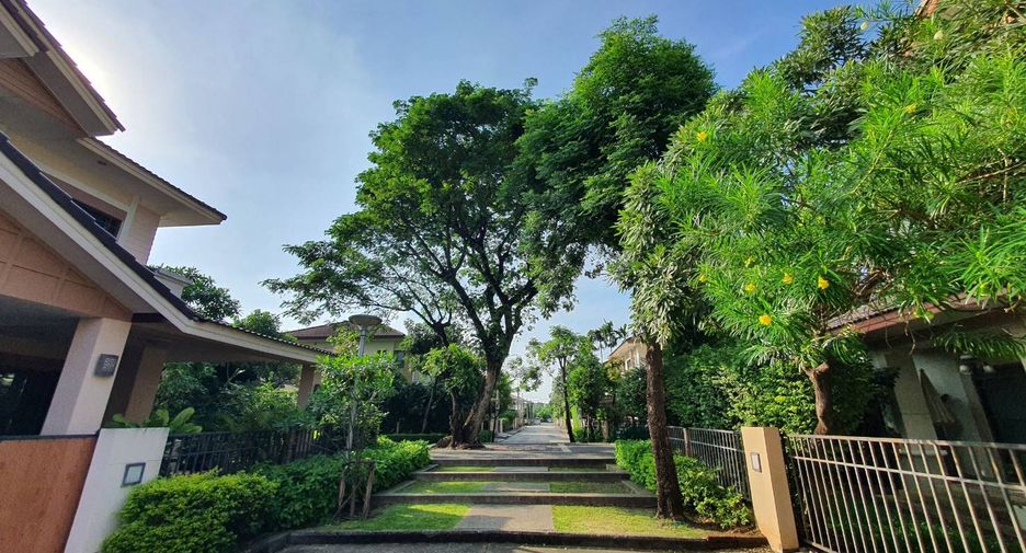 Продажа 4 спальни дом в Mueang Nonthaburi, Нонтабури