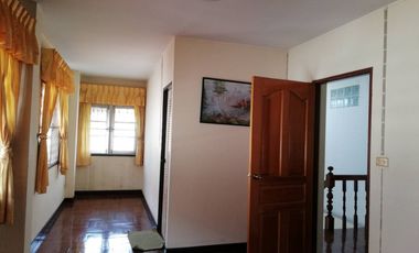 Reihenhaus zur Miete und zum Kauf mit 4 Zimmer in Bueng Kum, Bangkok