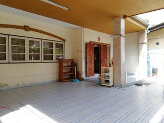 Casa adosada en alquiler y en venta de 4 habitaciones en Bueng Kum, Bangkok