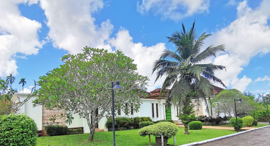 Villa en alquiler y en venta de 5 habitaciones en Thalang, Phuket