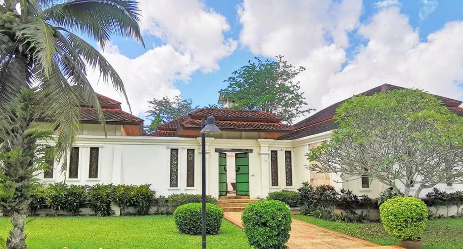 Villa en alquiler y en venta de 5 habitaciones en Thalang, Phuket
