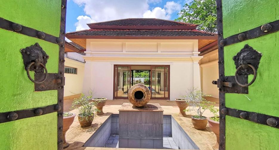 Villa en alquiler y en venta de 5 habitaciones en Thalang, Phuket