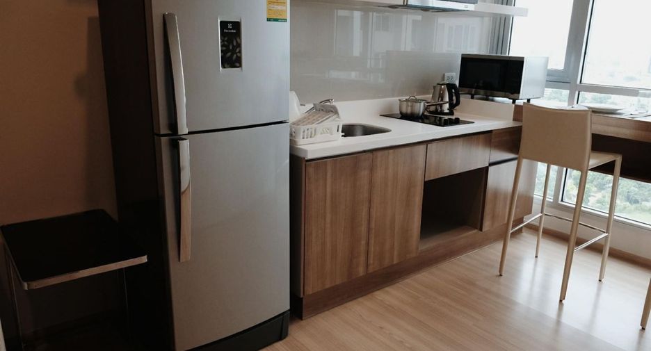 For rent 1 bed condo in Sathon, Bangkok