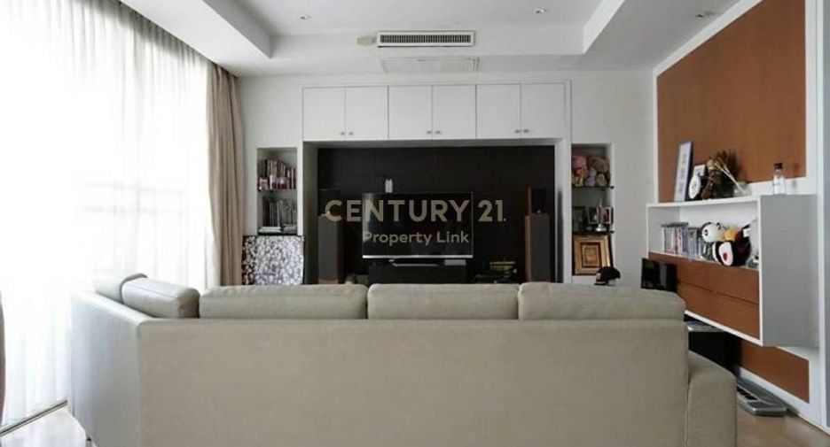 For rent そして for sale 1 Beds townhouse in Huai Khwang, Bangkok