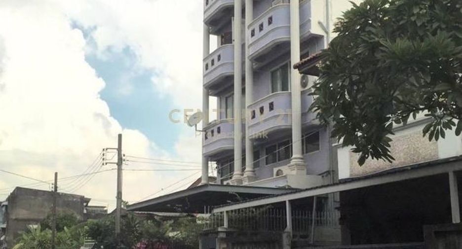 For rent and for sale 1 bed townhouse in Huai Khwang, Bangkok