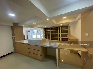 Продажа 9 спальни торговое помещение в Чатучак, Бангкок