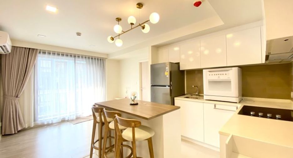 For sale 2 bedrooms condo in Huai Khwang, Bangkok