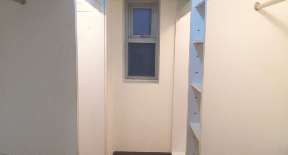 For sale 3 bedrooms condo in Pathum Wan, Bangkok
