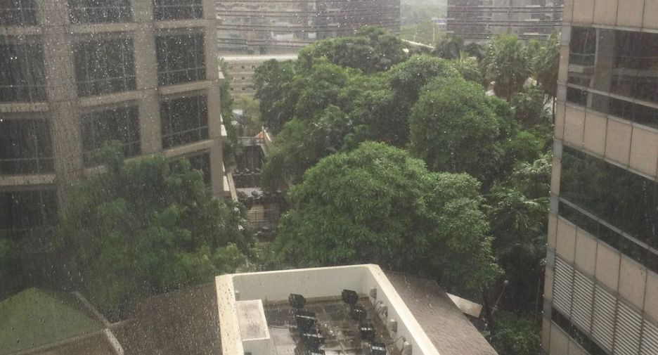 For sale 3 bedrooms condo in Pathum Wan, Bangkok