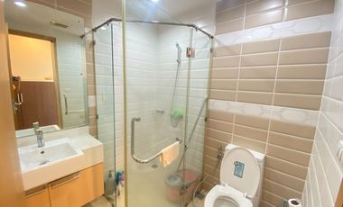 Condo en venta de 2 habitaciones en Khlong Toei, Bangkok