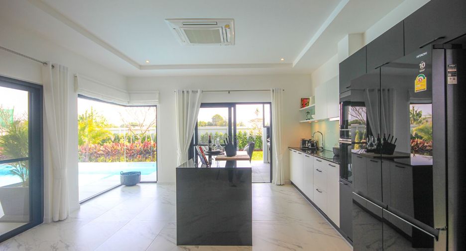 À vendre 3 chambres villa à Hua Hin, Prachuap Khiri Khan