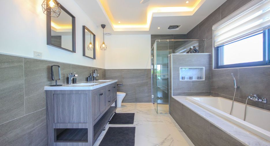 À vendre 3 chambres villa à Hua Hin, Prachuap Khiri Khan