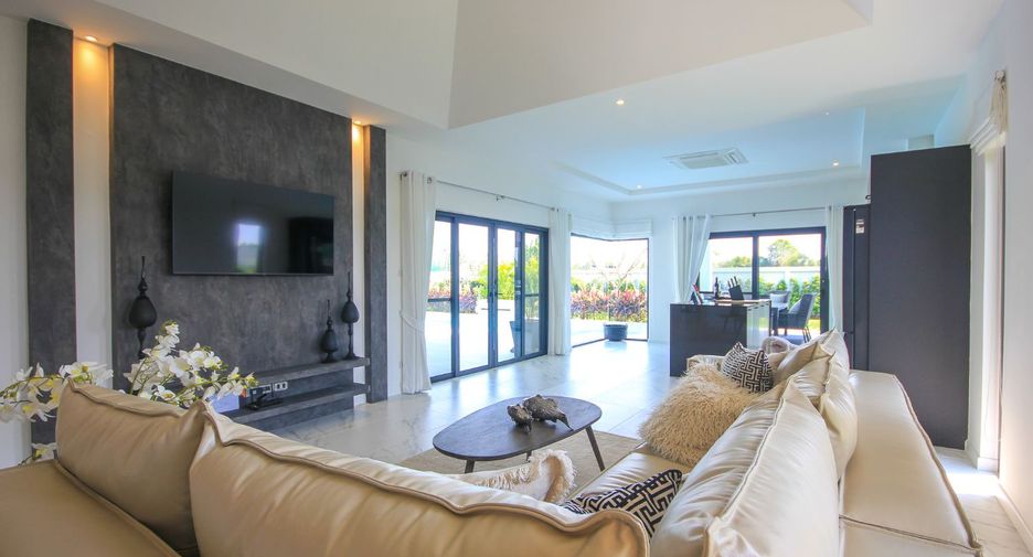 À vendre 3 chambres villa à Hua Hin, Prachuap Khiri Khan