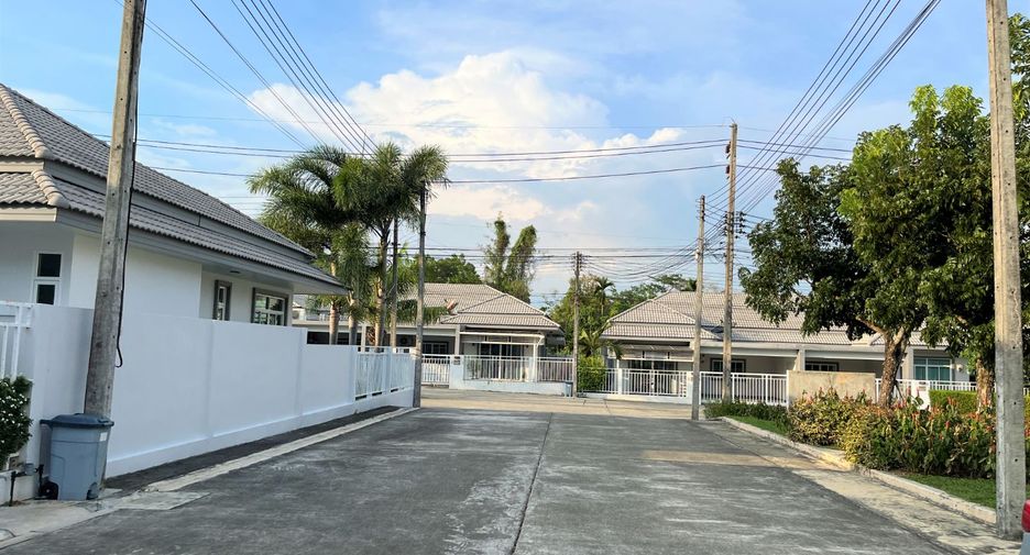 For rent 3 bedrooms house in Takua Thung, Phang Nga