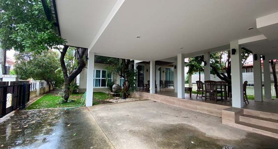 À louer et à vendre 7 chambres maison à Saraphi, Chiang Mai