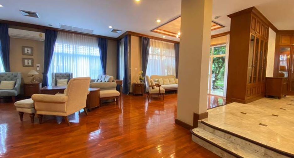 À louer et à vendre 7 chambres maison à Saraphi, Chiang Mai
