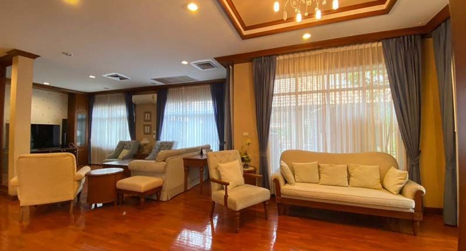 À louer et à vendre 7 chambres maison à Saraphi, Chiang Mai