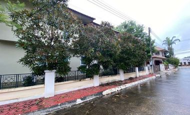 À louer et à vendre 7 chambres maison à Saraphi, Chiang Mai