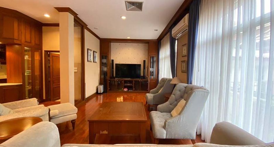 À louer et à vendre 7 chambres maison à Saraphi, Chiang Mai