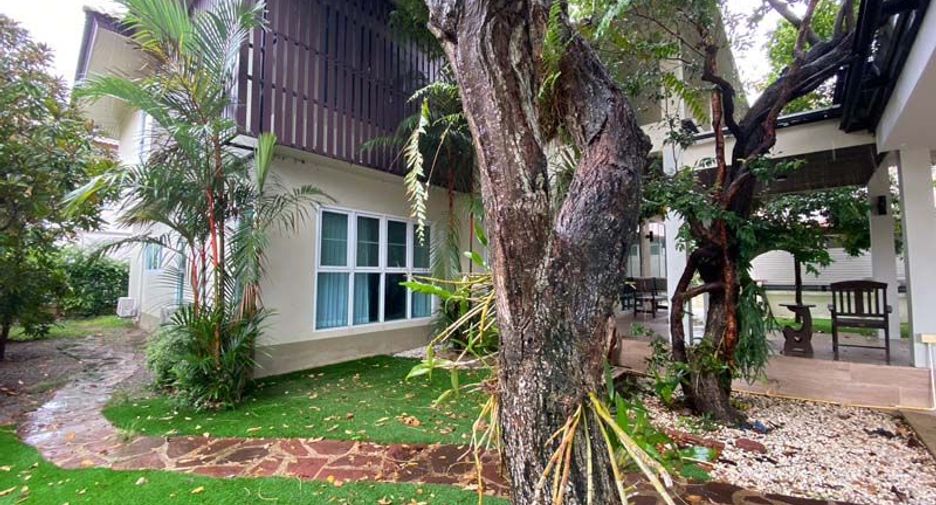À louer et à vendre 7 chambres maison à Saraphi, Chiang Mai