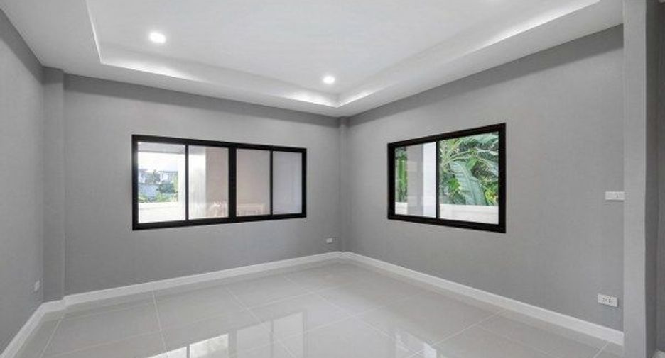 For sale 4 bed house in Thawi Watthana, Bangkok