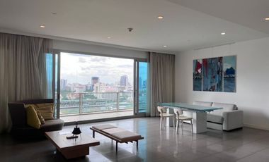 For rent 3 bedrooms condo in Pathum Wan, Bangkok