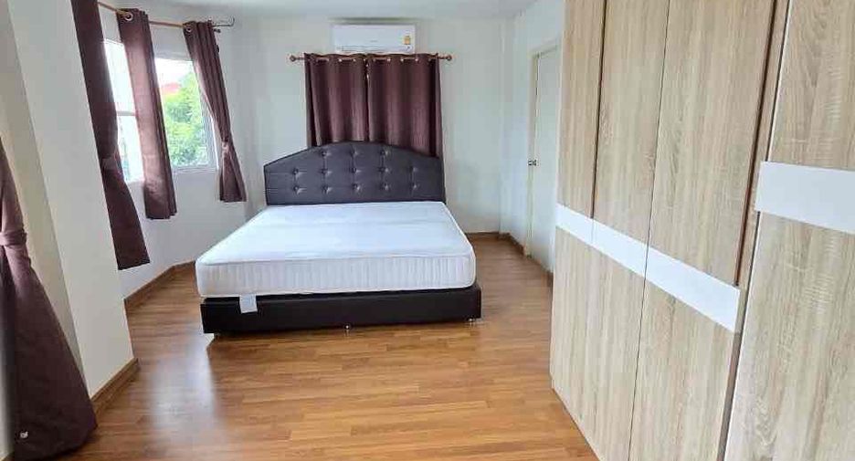 À louer 3 chambres maison à Bang Bo, Samut Prakan