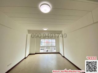 For rent 3 bed townhouse in Phra Samut Chedi, Samut Prakan