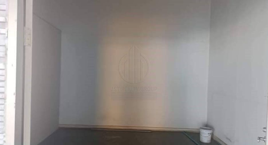For rent retail Space in Bang Phli, Samut Prakan