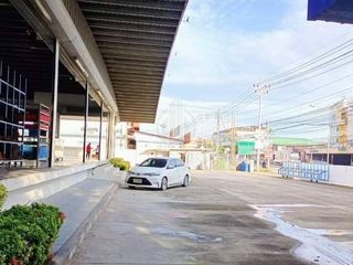 For rent retail Space in Bang Phli, Samut Prakan