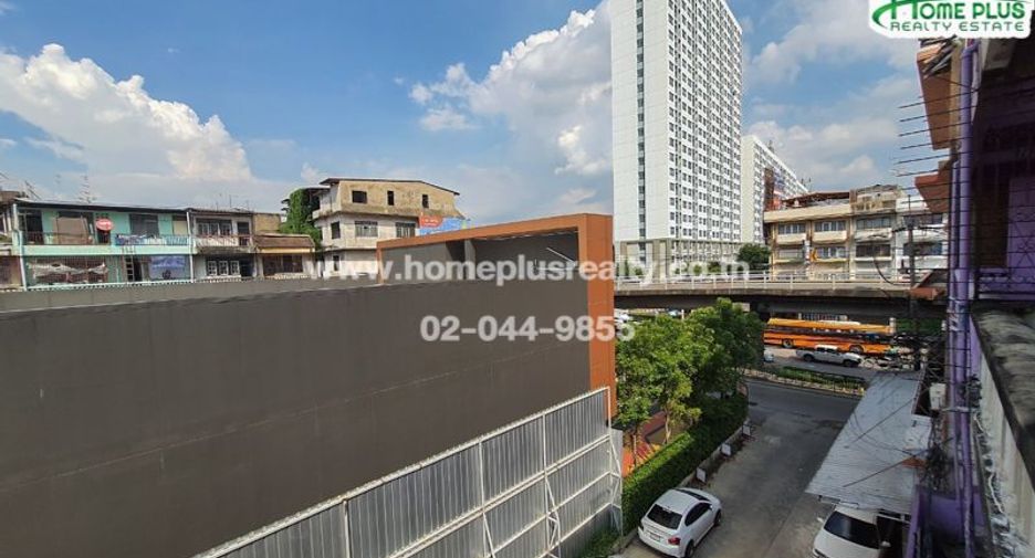 For sale 5 bedrooms retail Space in Bang Kapi, Bangkok
