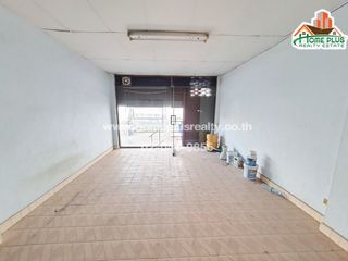 For sale 5 bedrooms retail Space in Bang Kapi, Bangkok