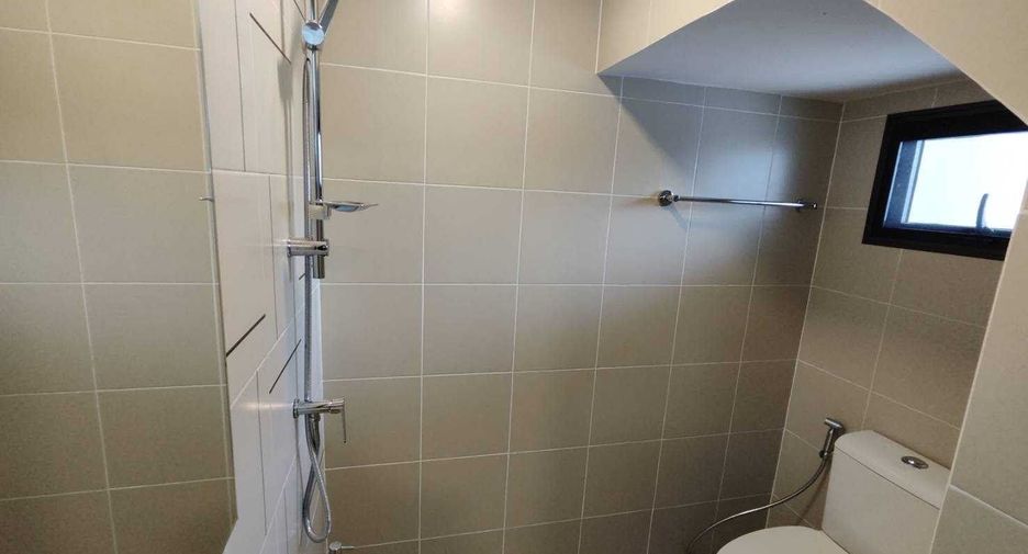 For rent 2 bedrooms townhouse in Bang Phli, Samut Prakan