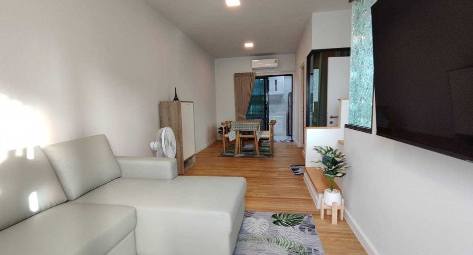 For rent 2 bedrooms townhouse in Bang Phli, Samut Prakan