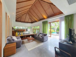 For rent and for sale 3 bedrooms villa in Mueang Phuket, Phuket