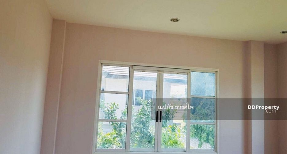 For sale 3 bedrooms house in Prawet, Bangkok
