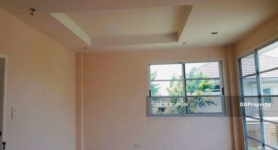 For sale 3 bedrooms house in Prawet, Bangkok