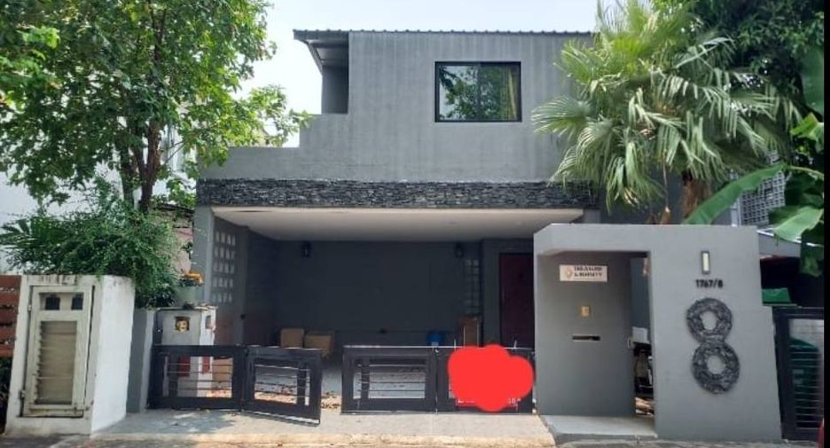 For sale 3 bed house in Wang Thonglang, Bangkok