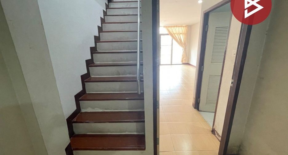 For sale 4 Beds townhouse in Bang Kruai, Nonthaburi