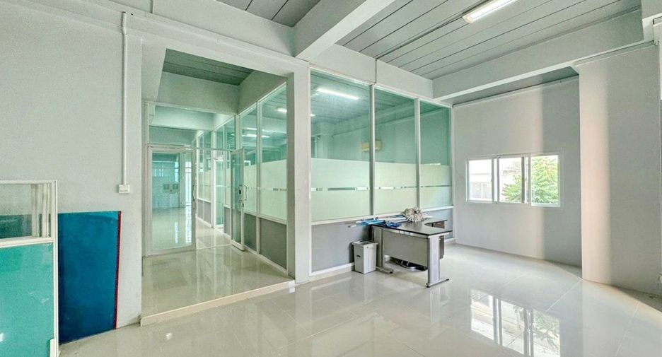 Büro zum Kauf mit 9 Zimmer in Phan Thong, Chonburi