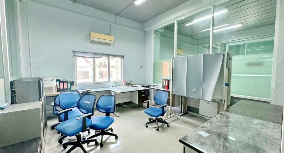 Büro zum Kauf mit 9 Zimmer in Phan Thong, Chonburi