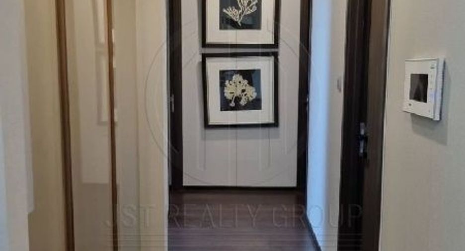 For sale 3 bedrooms condo in Khlong Toei, Bangkok