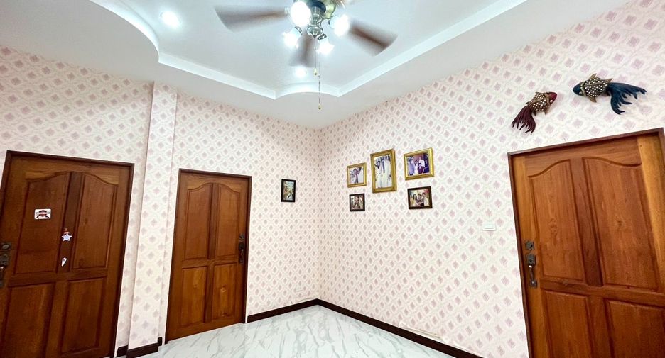 For rent and for sale 3 bed house in Mueang Krabi, Krabi