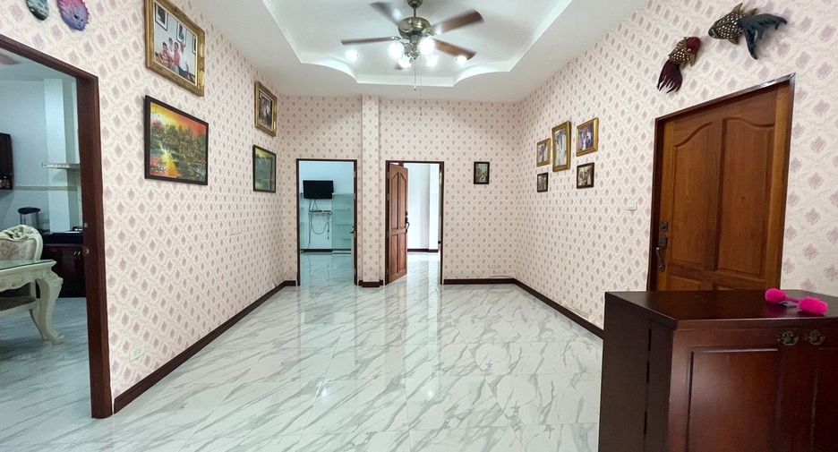 For rent and for sale 3 bed house in Mueang Krabi, Krabi