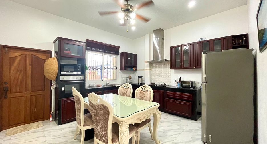 For rent and for sale 3 bed house in Mueang Krabi, Krabi