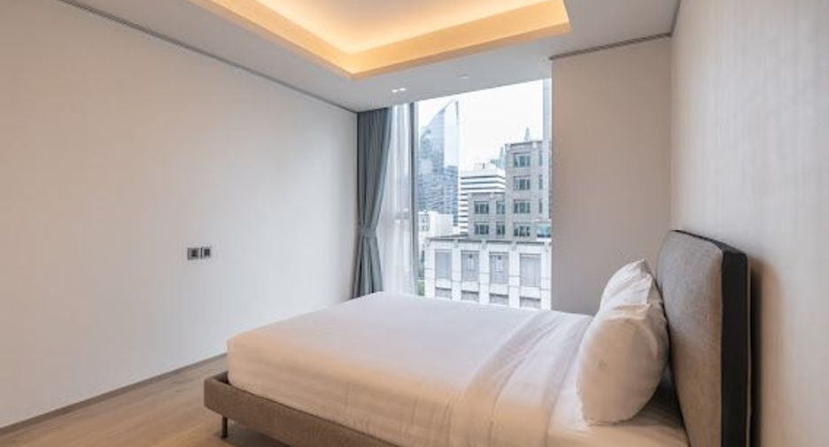 For rent 2 bedrooms condo in Pathum Wan, Bangkok