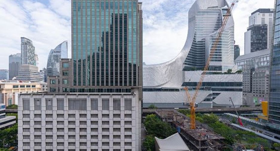 For rent 2 bedrooms condo in Pathum Wan, Bangkok